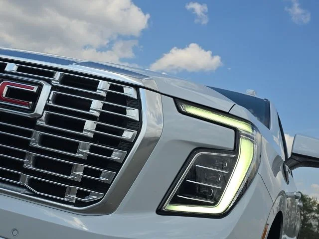 Used 2026 White GMC Denali image 9
