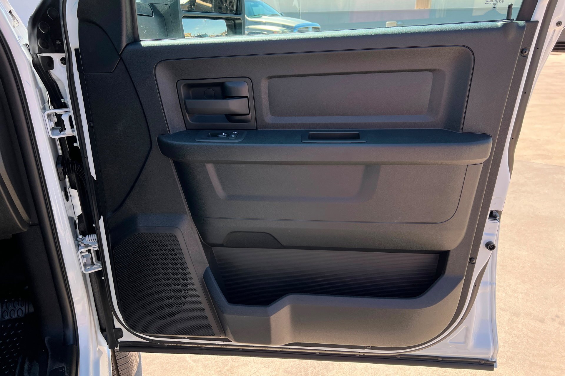 2026 RAM Ram 3500 Pickup Tradesman - Photo 23