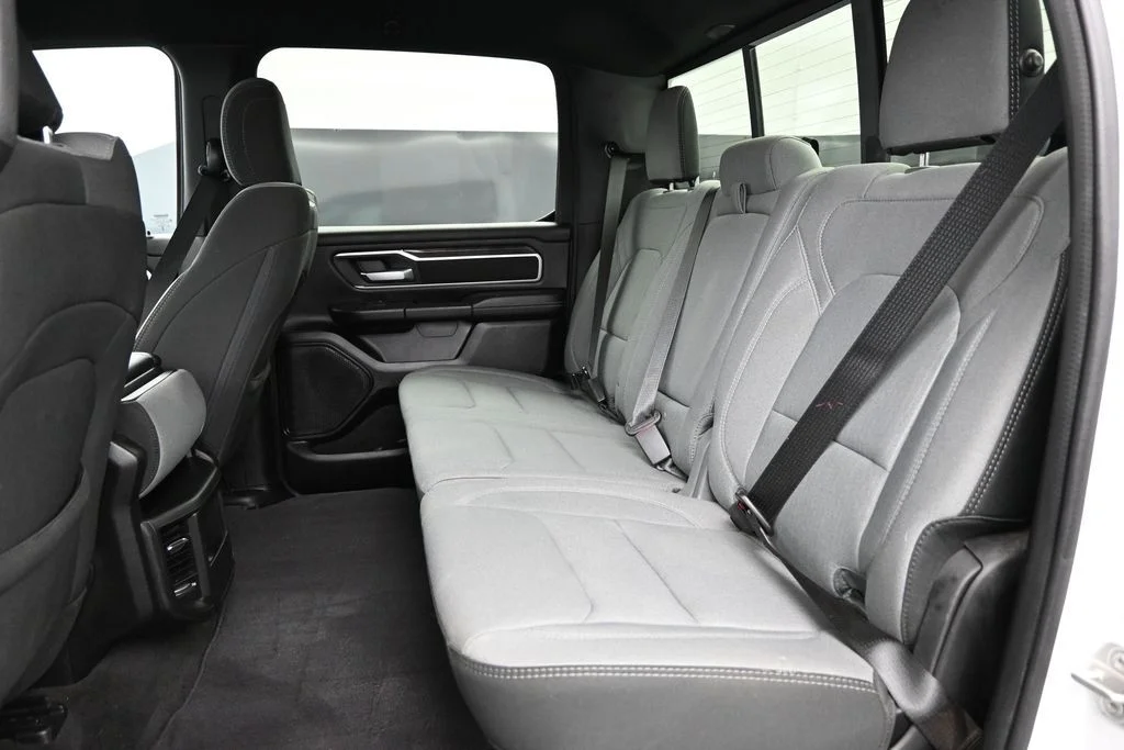 Used 2023 White Ram Big Horn/Lone Star image 19