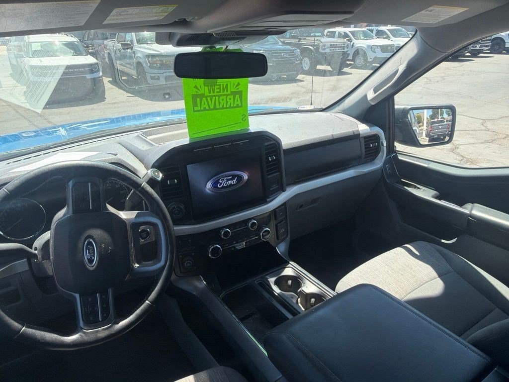 Used 2021 Blue Metallic Ford XLT image 3