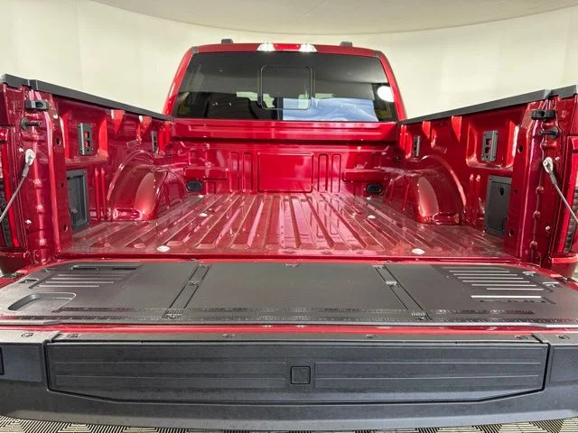 New 2026 Ruby Red Metallic Tinted Clearcoat Ford XLT image 17