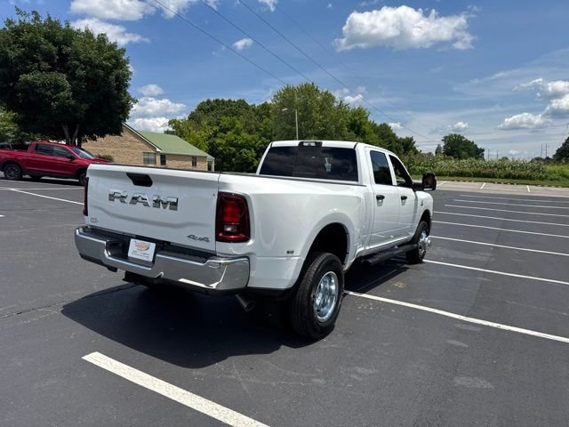 New 2026 Bright White Clear-Coat Exterior Paint RAM Tradesman image 7