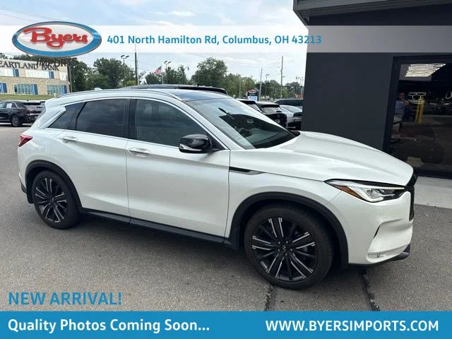 Used 2021 Majestic White INFINITI LUXE image 1