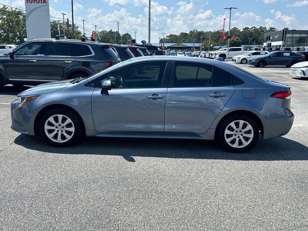 Used 2022 Gray Toyota LE image 6