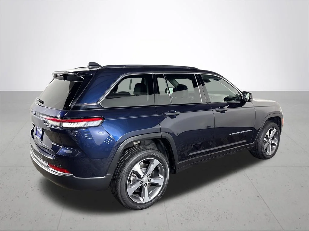 Used 2023 Black Jeep 4xe image 6