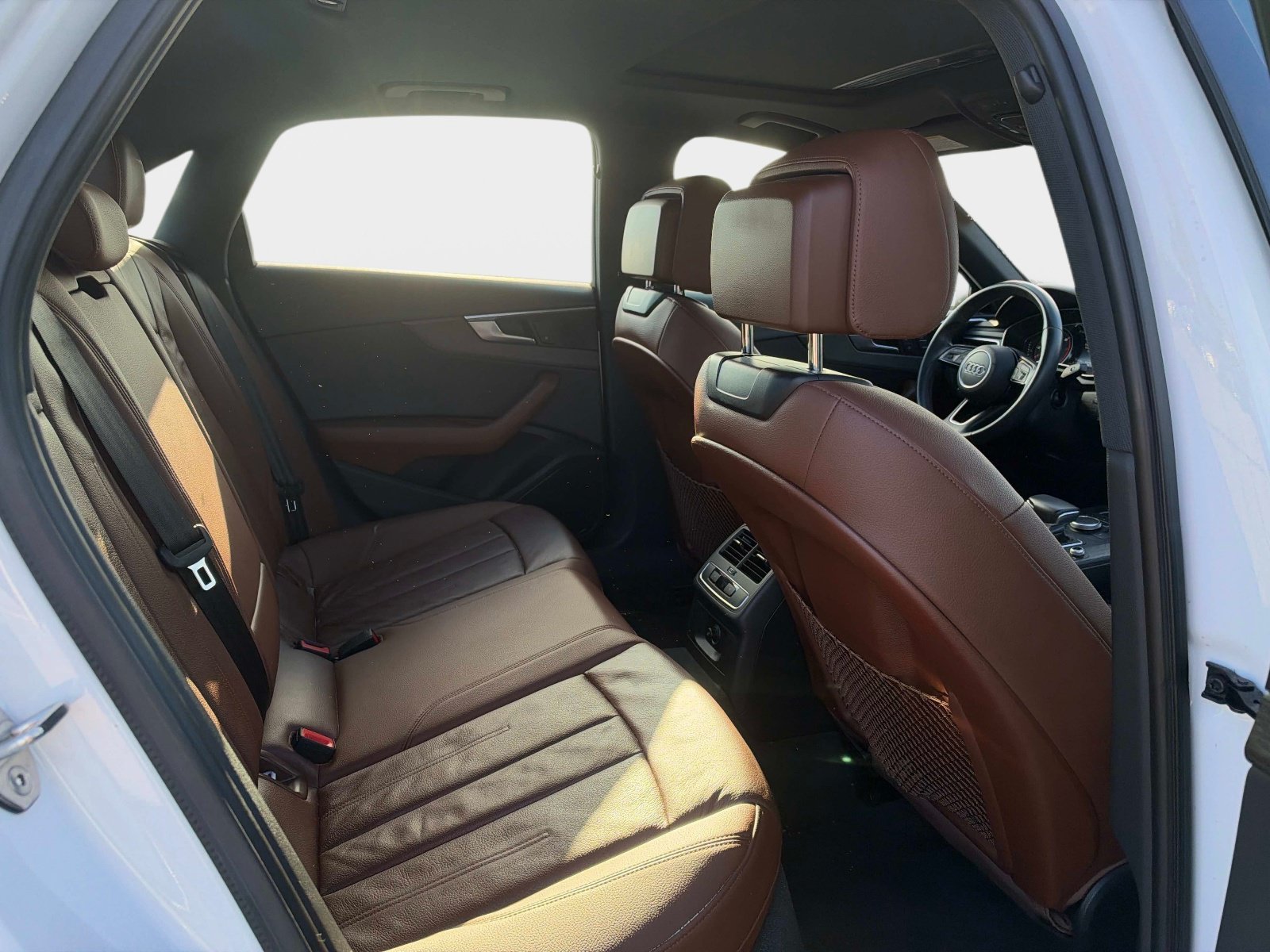 Used 2019 Ibis White Audi Titanium Premium image 8
