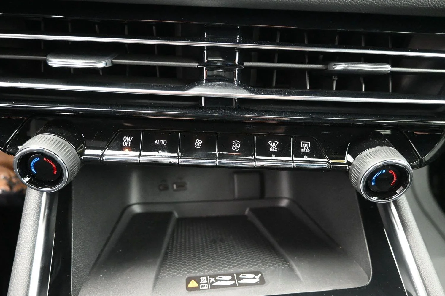 2026 Chevrolet Traverse Z71 - Photo 31