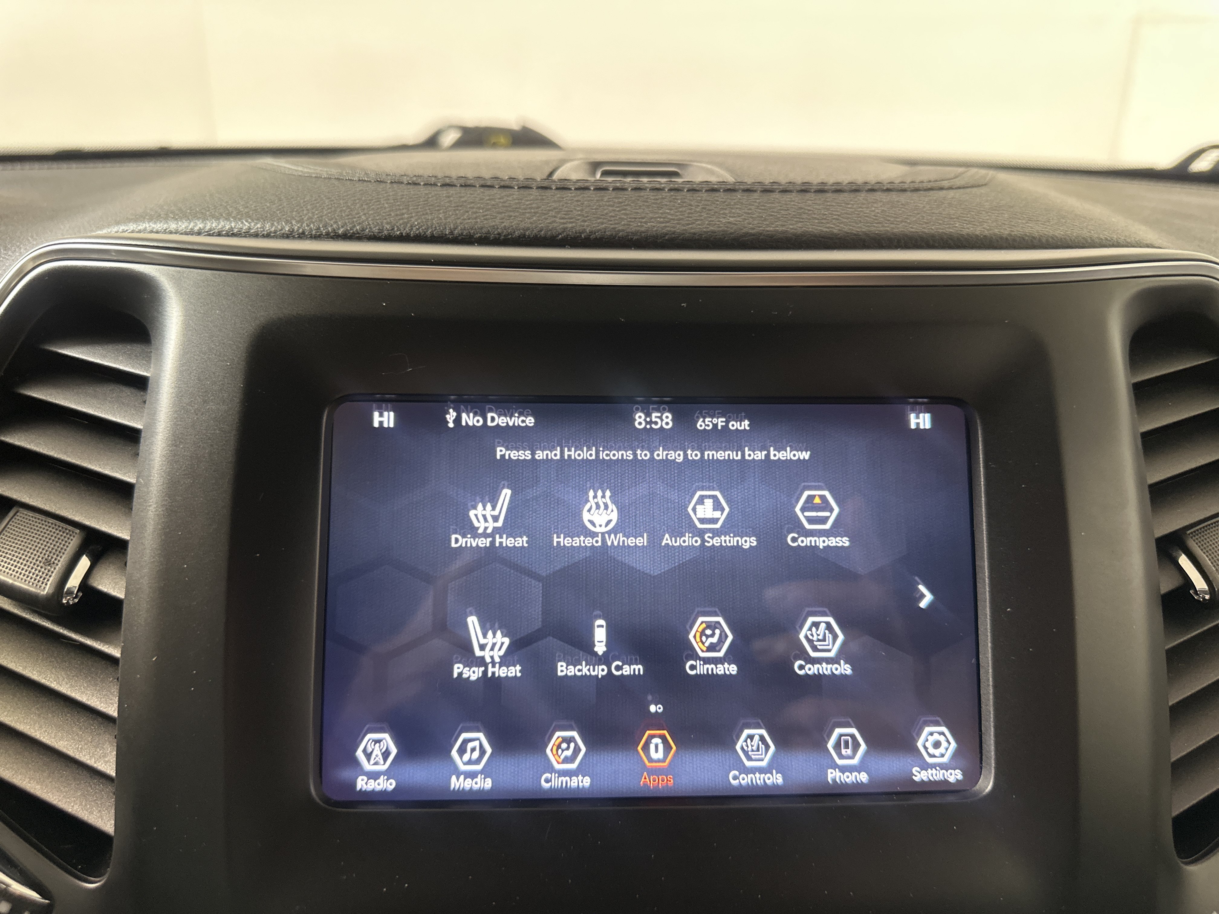 Used 2019 Olive Green Pearlcoat Jeep Latitude Plus image 17