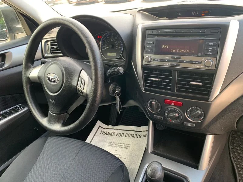 Used 2012 Silver Subaru 2.5X Sport Utility 4D image 37