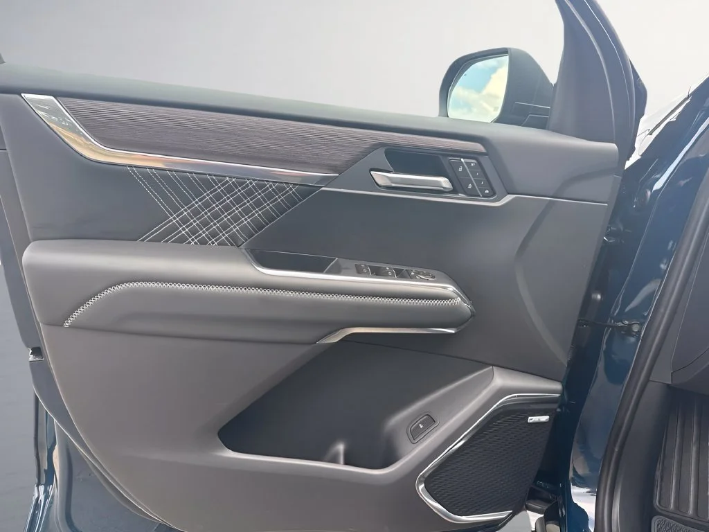 New 2027 Ink GMC Denali image 29