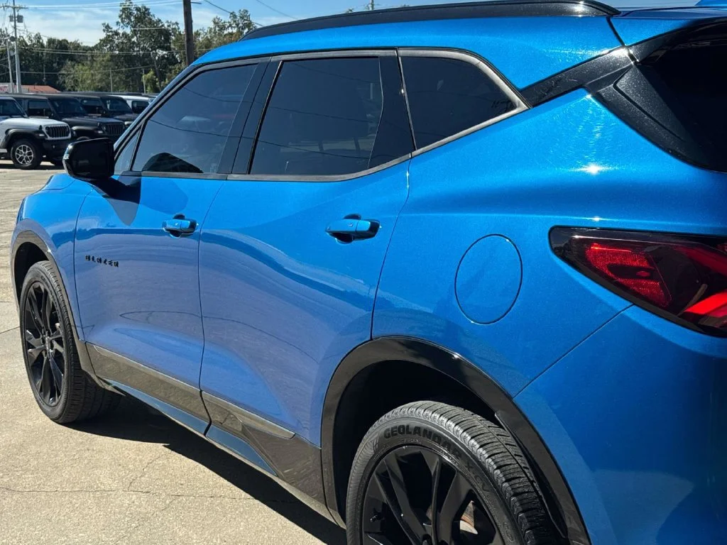 Used 2021 Blue Chevrolet RS image 11