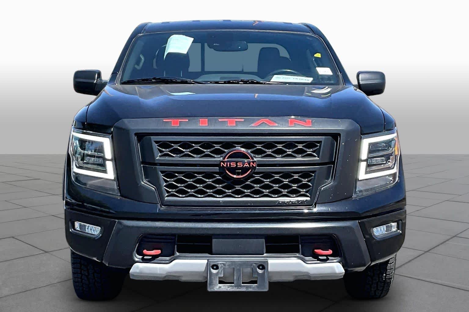 Used 2022 Super Black Nissan PRO-4X image 4