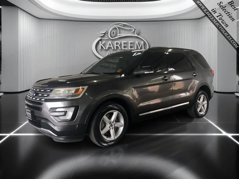 2017 Ford Explorer XLT 4WD's photo