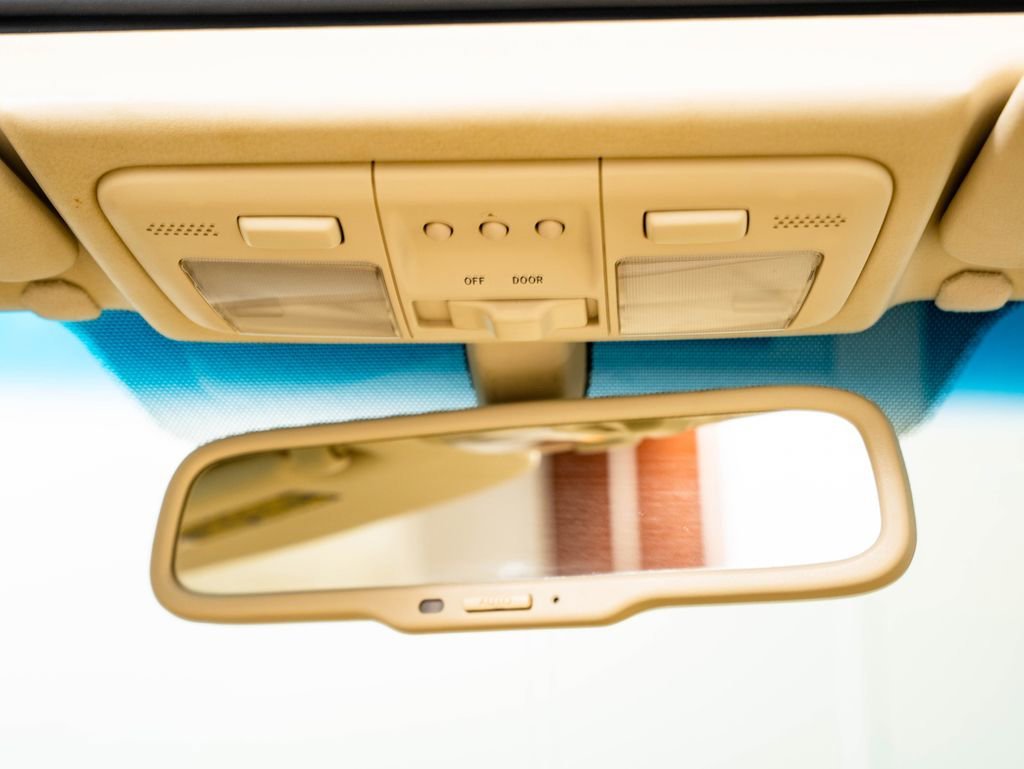 Used 2004 Green Lexus 430 image 46