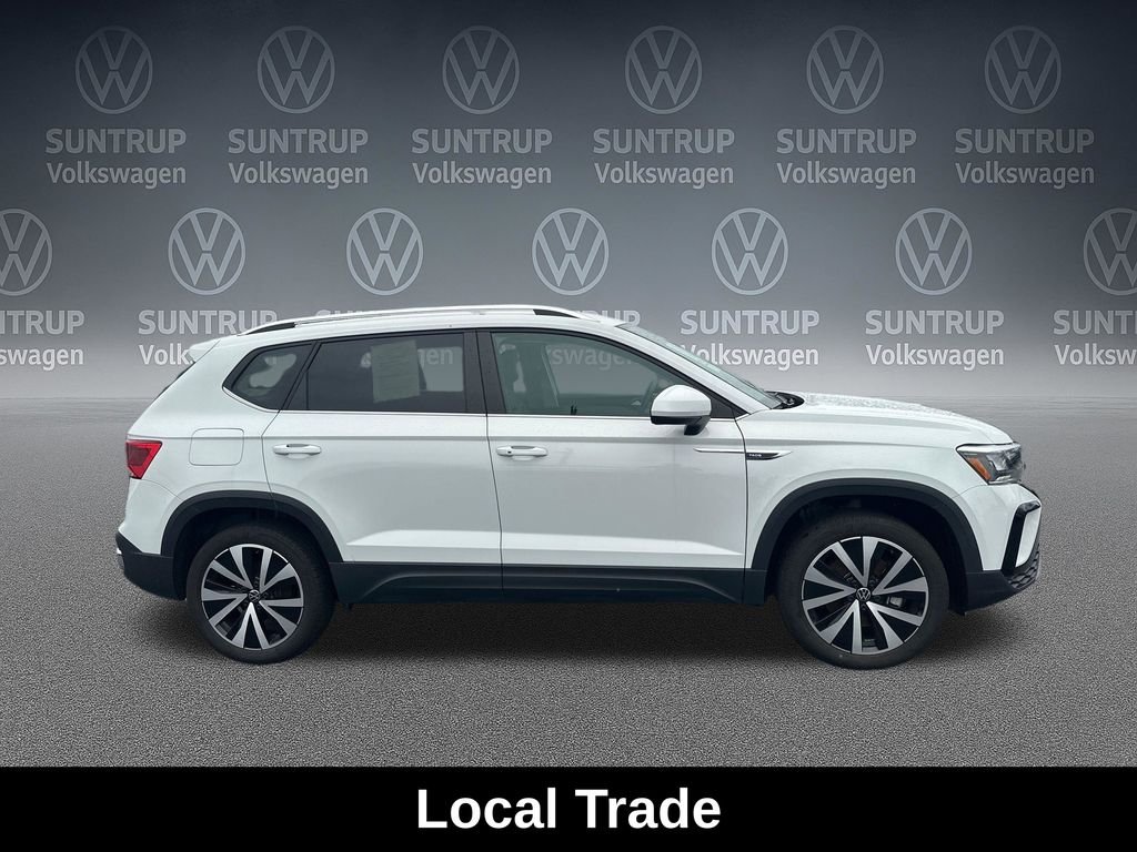 Used 2023 White Volkswagen 1.5T SE image 7