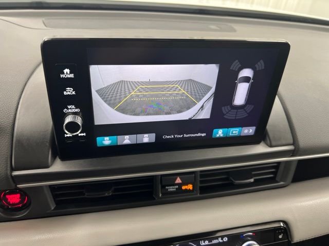 Used 2023 White Honda Touring image 19