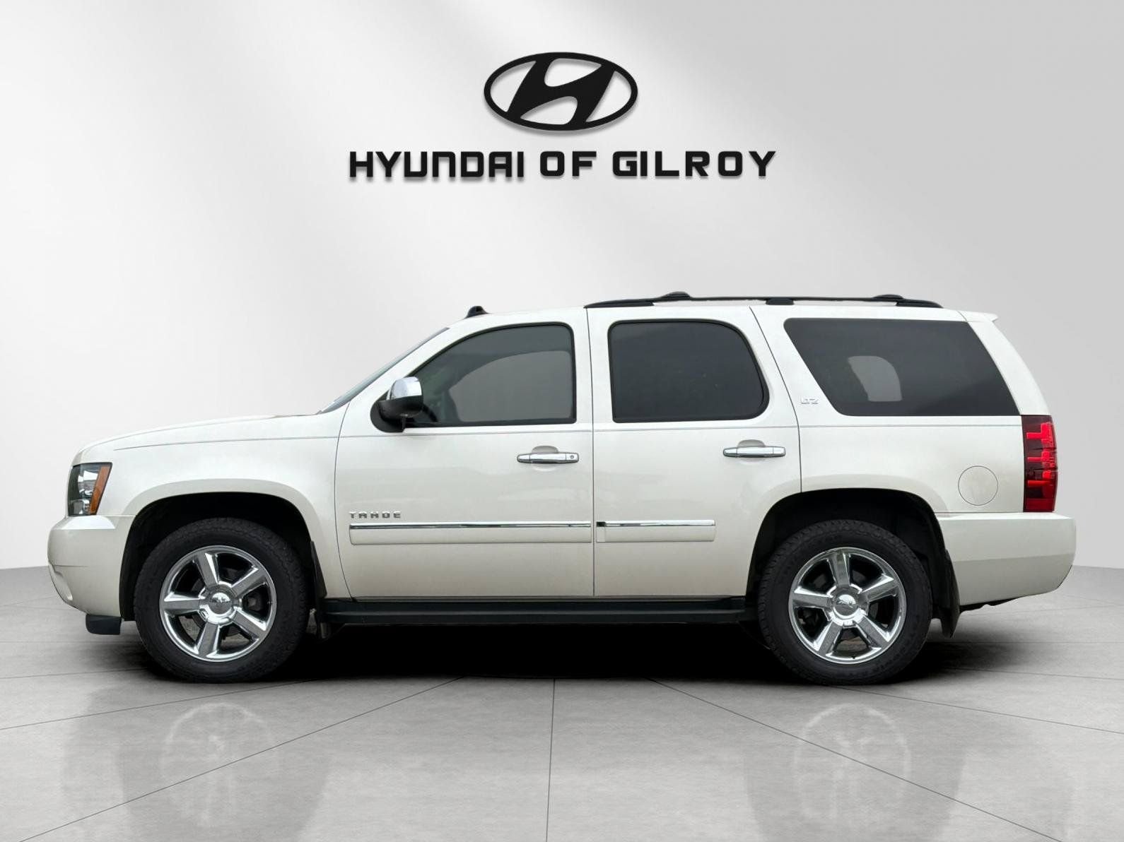 Used 2013 Chevrolet Tahoe LTZ with VIN 1GNSKCE04DR162106 for sale in Gilroy, CA