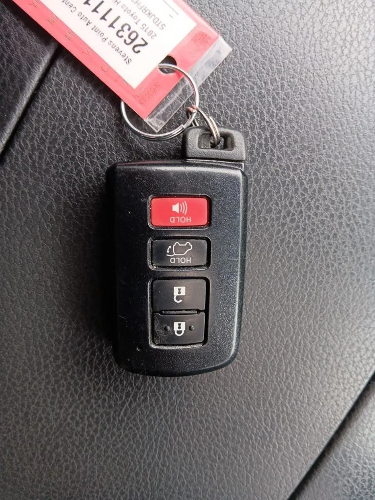 Used 2015 Attitude Black Metallic Toyota XLE V6 image 25