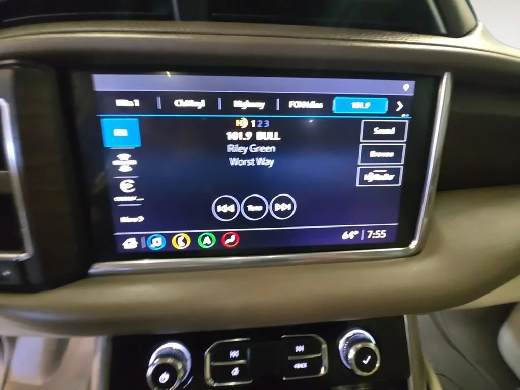 2021 GMC Yukon Denali - Photo 21