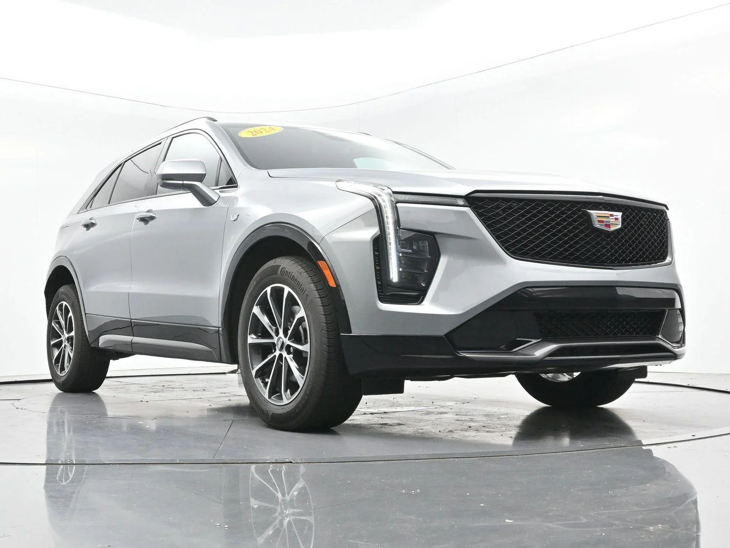 Used 2024 Argent Silver Metallic Cadillac Sport image 42
