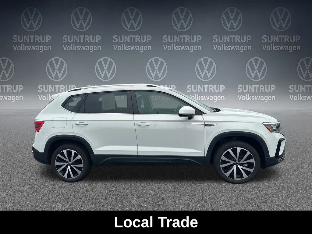 Used 2023 White Volkswagen 1.5T SE image 7