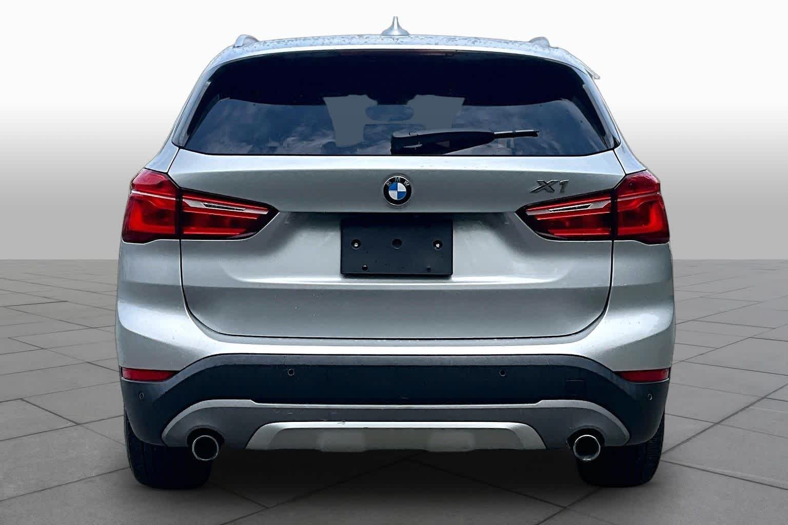 Used 2016 Alpine White BMW xDrive28i image 5