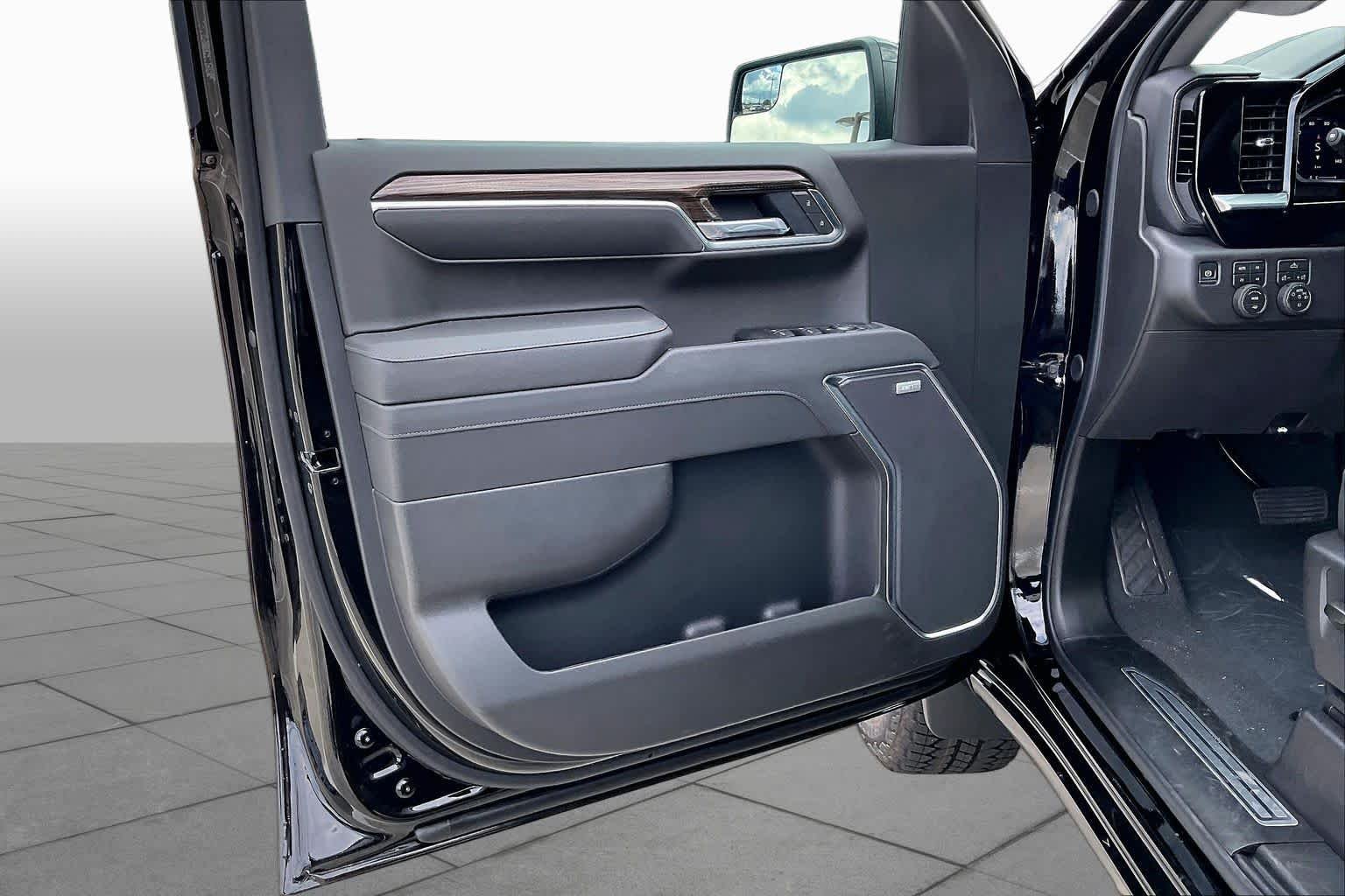 2026 Chevrolet Silverado 1500 LT Trail Boss - Photo 11