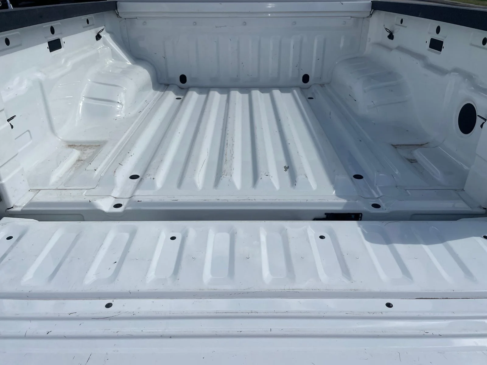 Used 2023 White Nissan PRO-4X image 23