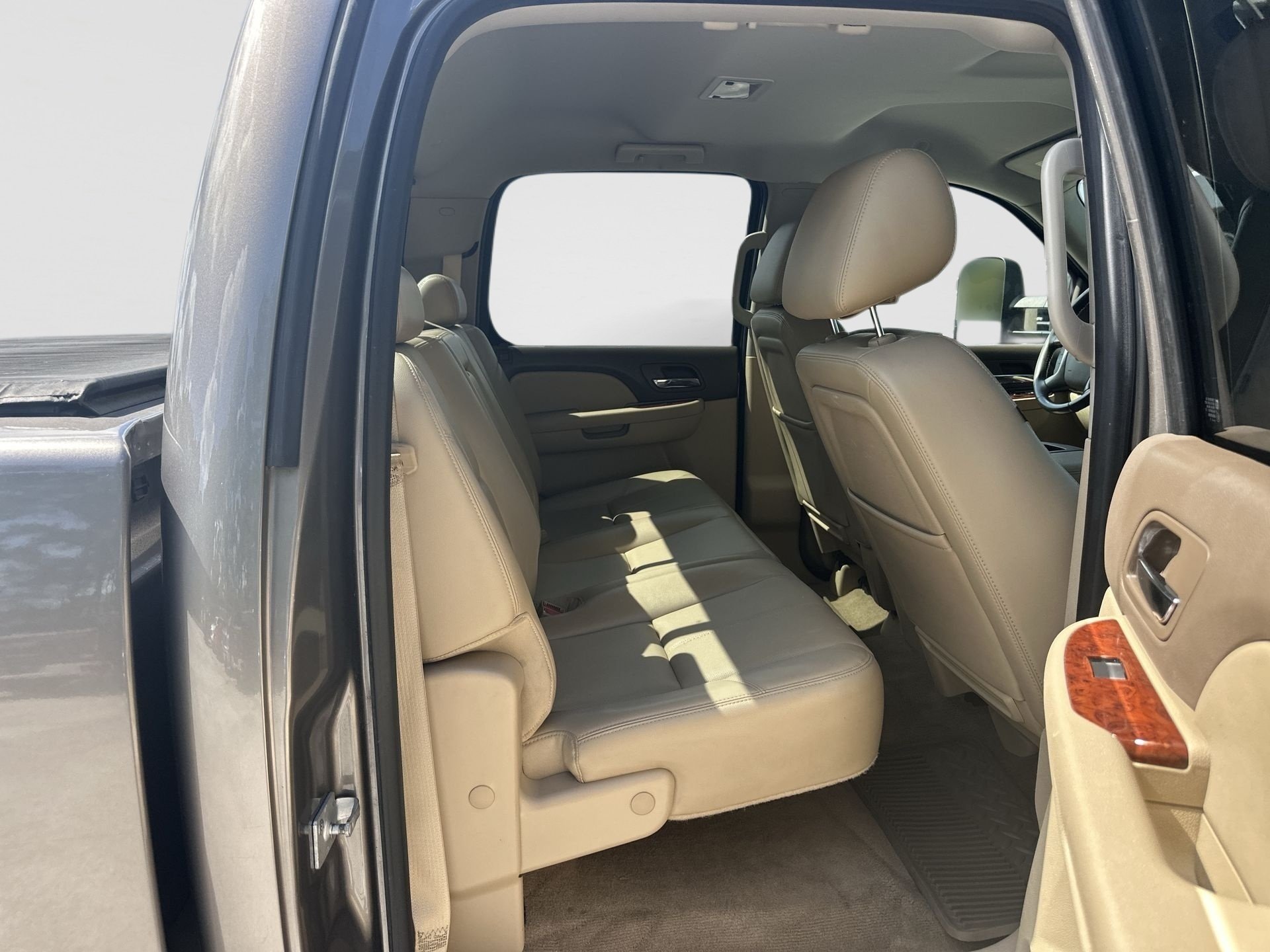 Used 2013 MOCHA STEEL METALLIC GMC SLT image 26
