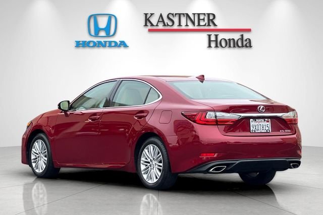 Used 2016 Red Lexus 350 image 8