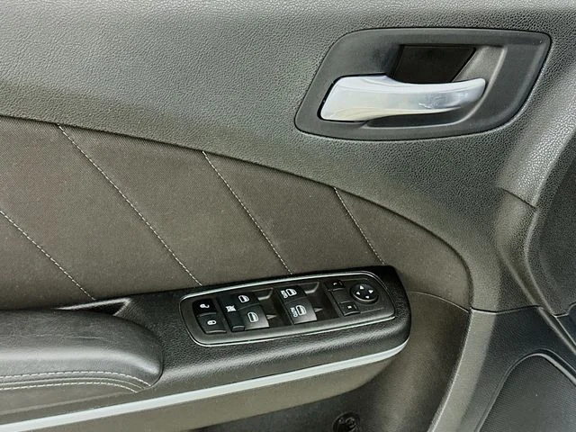 Certified Pre-Owned 2022 Dodge Charger SXT