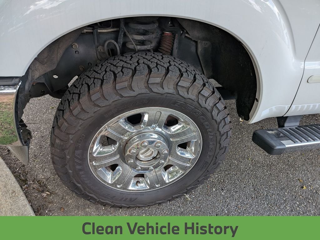 Used 2014 Oxford White Ford Lariat image 12