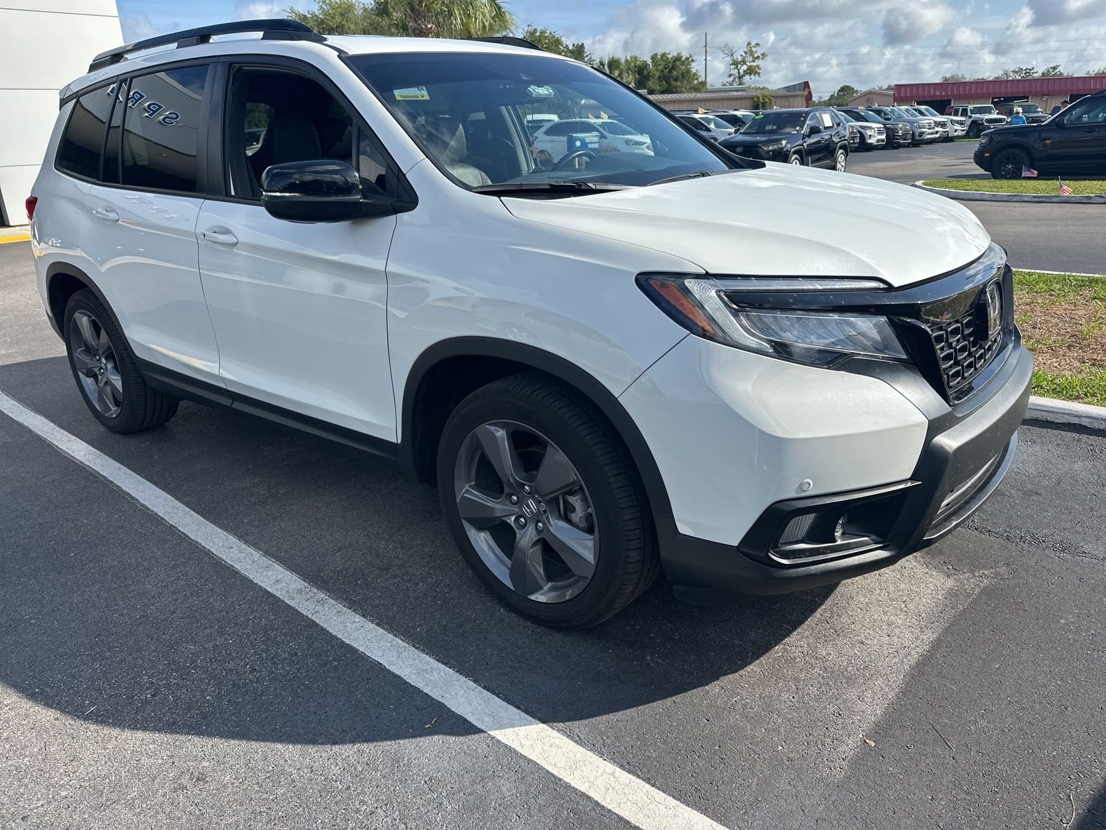 2020 Honda Passport 3.5 Touring Auto's photo