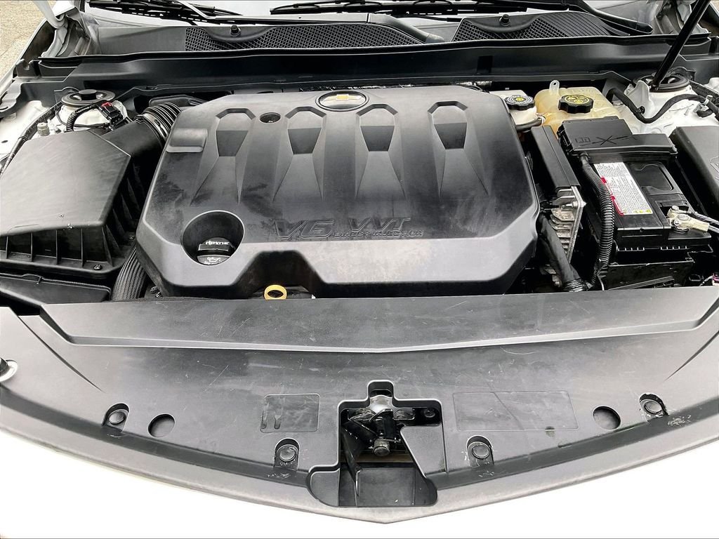 Used 2019 White Chevrolet LS image 29