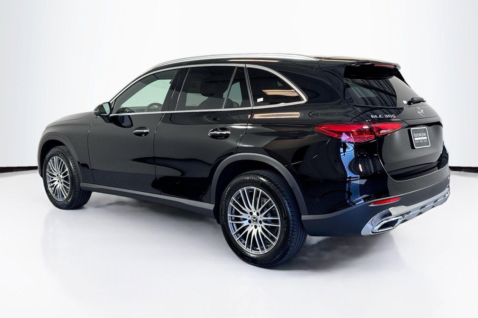 New 2026 Black Mercedes-Benz GLC 300 image 7