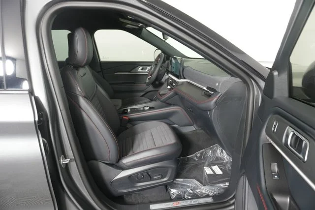 New 2027 Carbonized Gray Metallic Ford ST-Line image 33