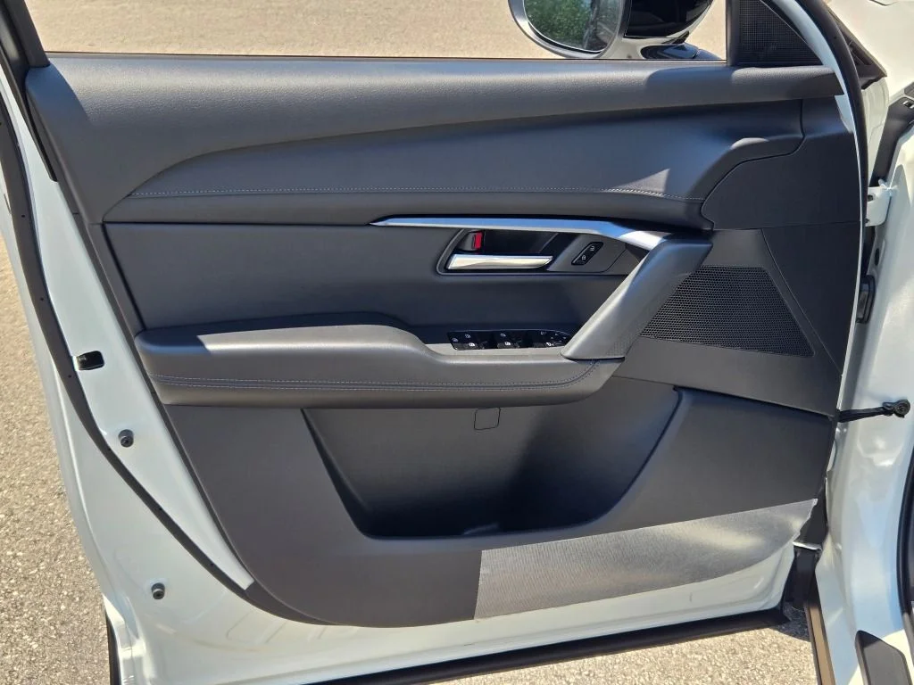 New 2026 White Mazda 2.5 S image 17