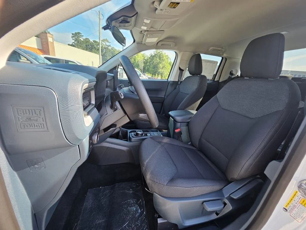 New 2026 Oxford White Ford XL image 4