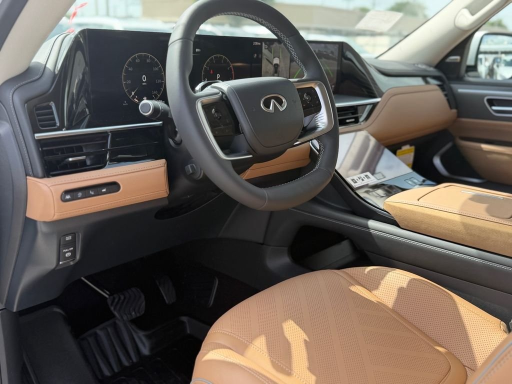 New 2027 RADIANT WHITE INFINITI Luxe 4WD image 13