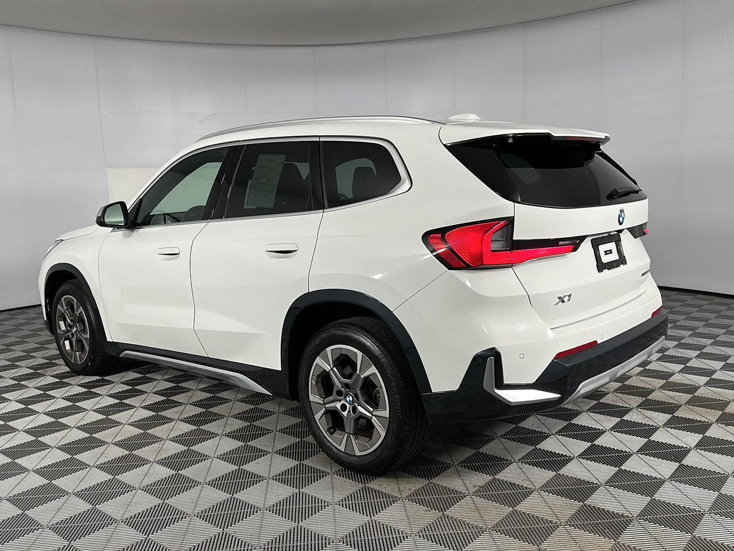 Certified Used 2023 Alpine White BMW xDrive28i image 21