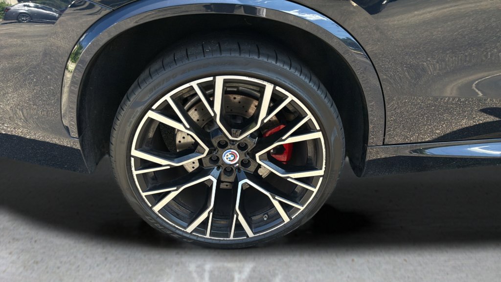 Used 2022 Carbon Black Meta BMW  image 14