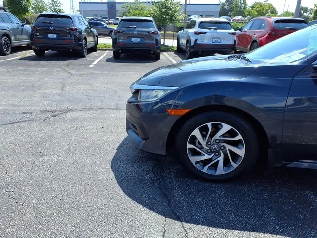 Used 2018 Gray Honda EX image 21