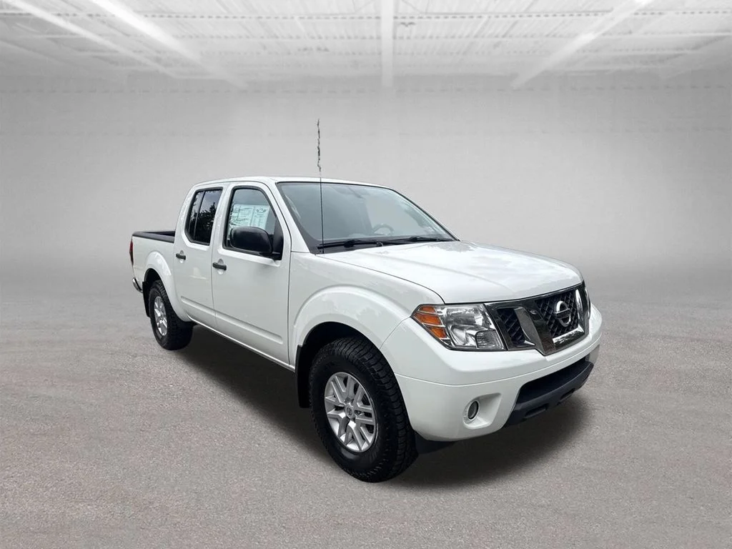 Used 2019 White Nissan SV image 3