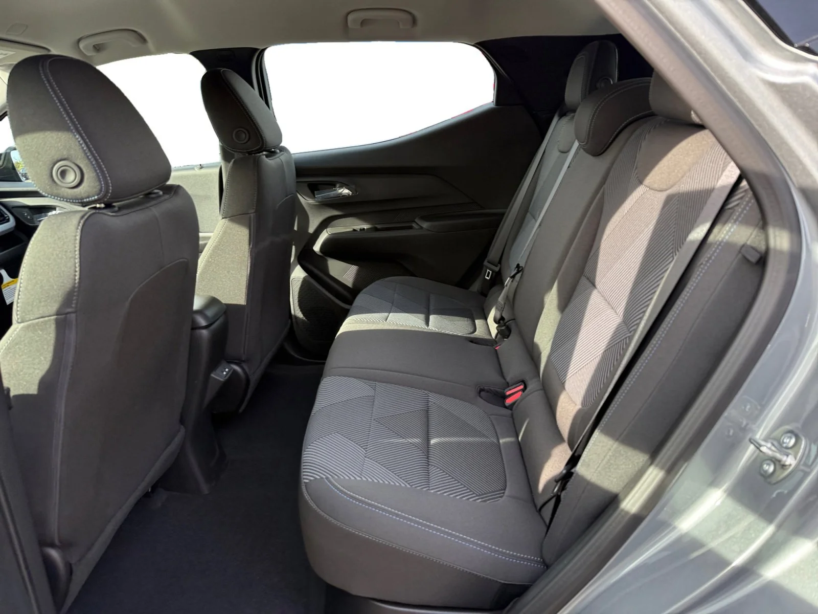 2027 Chevrolet Bolt LT - Photo 16