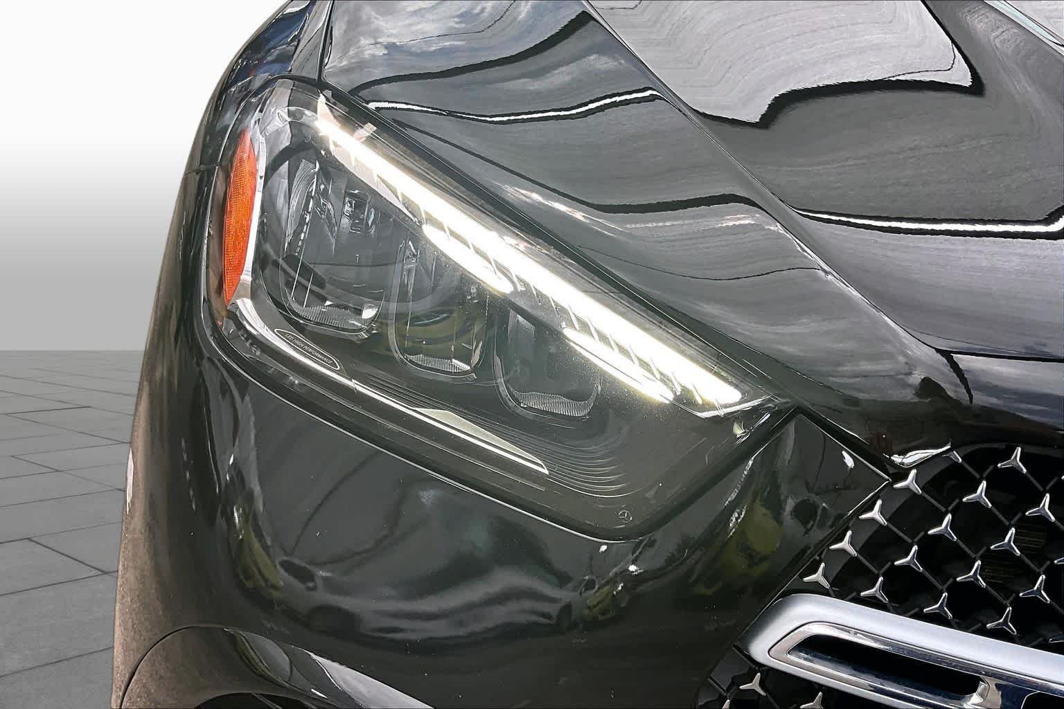 Used 2024 Black Mercedes-Benz GLE 350 image 27