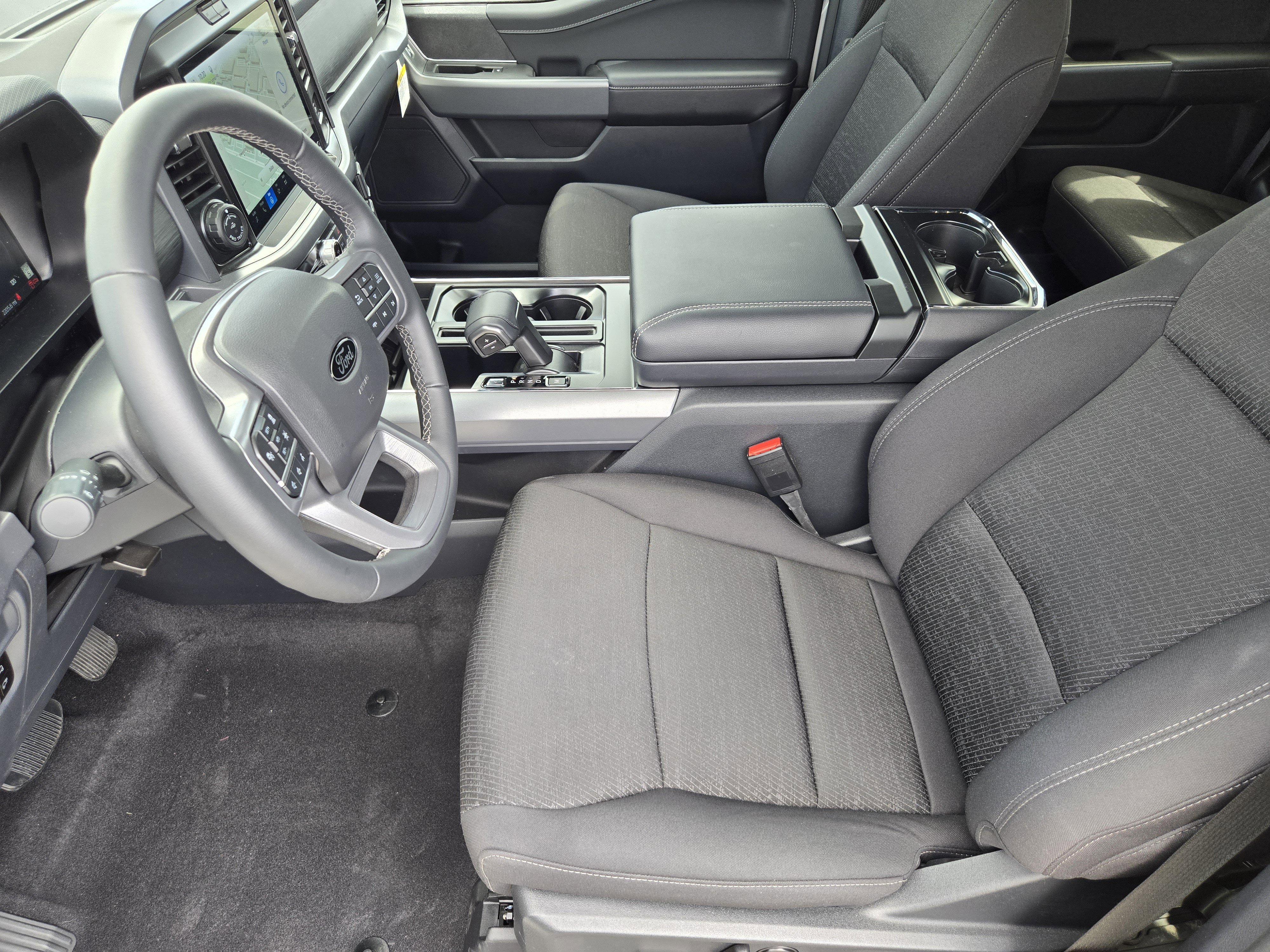 New 2026 Avalanche Ford XLT image 8