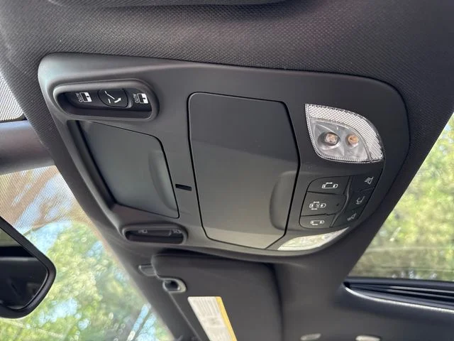 2026 Chrysler Pacifica Select - Photo 26
