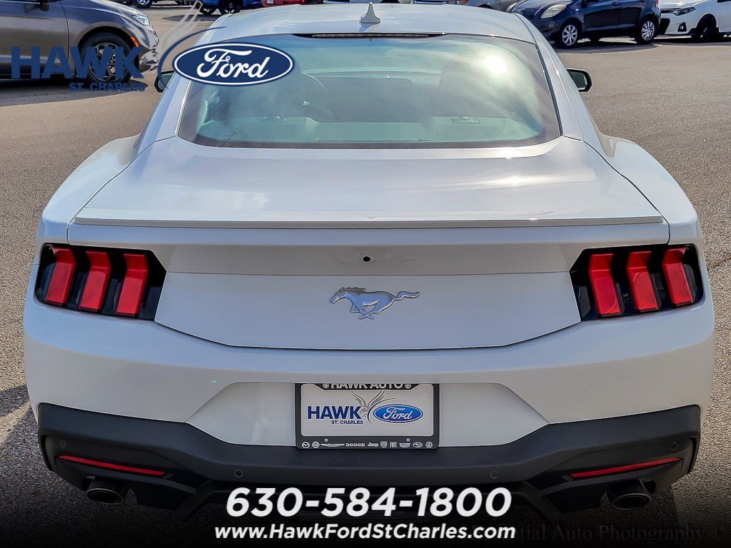 New 2025 Oxford White Ford EcoBoost® Premium Fastback image 5