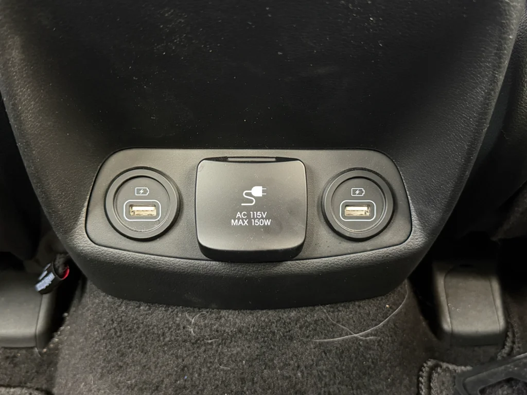 Used 2023 Calypso Red Hyundai Limited image 29