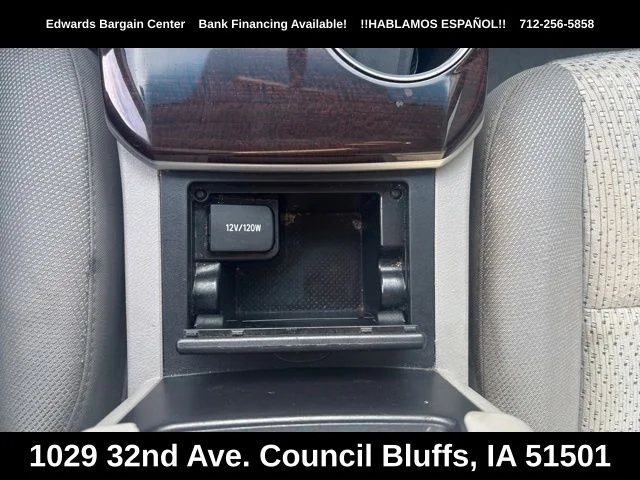 Used 2014 Silver Toyota XLE image 19